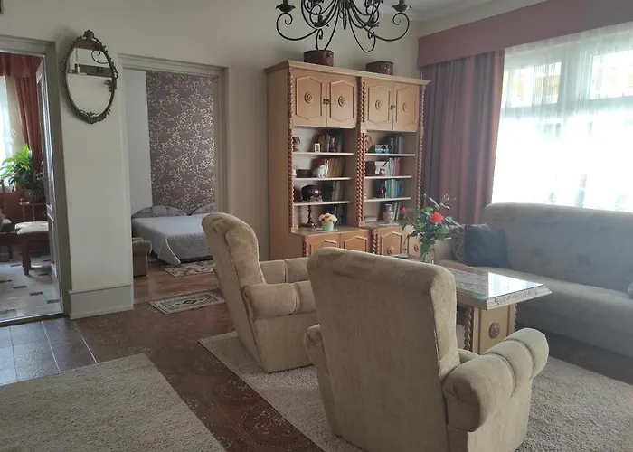 Kovacs Vendeghaz Апартаменты Хайдусобосло